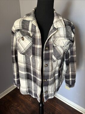 SO Girl Juniors Plaid Gray White Button-Up Shacket Jacket Size Extra Large 14-16